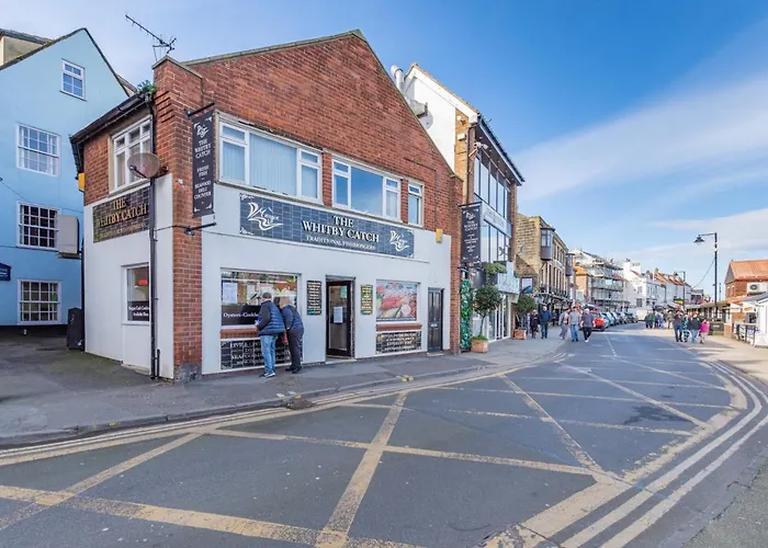 No 1 Pier Lane Whitby